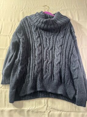 Jennifer Lopez Small Navy  Cable Knit Turtleneck Sweater